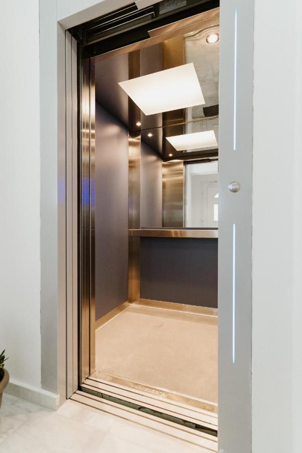 Blue And White Luxury Suites Nea Kallikrateia Zewnętrze zdjęcie