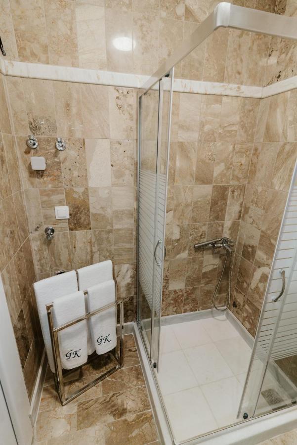 Blue And White Luxury Suites Nea Kallikrateia Zewnętrze zdjęcie
